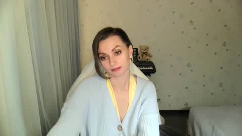 lunaa_bluee online show from February 2026 11:23:02 PM