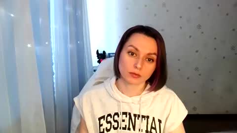 Snapshot of lunaa_bluee chatting on June 2026 03:23:01 PM lunaa_bluee online show from June 2026 03:23:01 PM