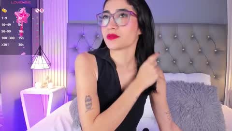 Luna  online show from February 2026 05:10:01 PM