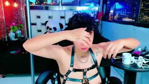 Snapshot of lunabustygirl chatting on November 2025 03:23:01 PM lunabustygirl online show from November 2025 03:23:01 PM