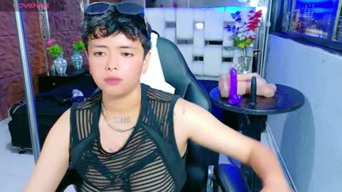 Snapshot of lunabustygirl chatting on December 2025 04:55:01 AM lunabustygirl online show from December 2025 04:55:01 AM