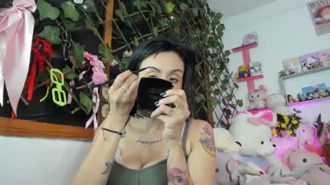 lunacristal_moon online show from February 2025 11:03:01 PM