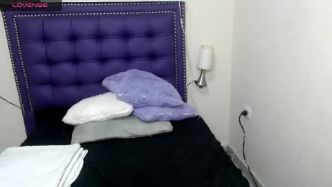 Luna Dread online show from April 2026 10:40:02 PM