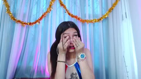 Luna online show from December 2024 06:06:02 PM