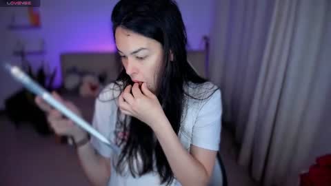 Luna online show from July 2026 03:53:02 AM
