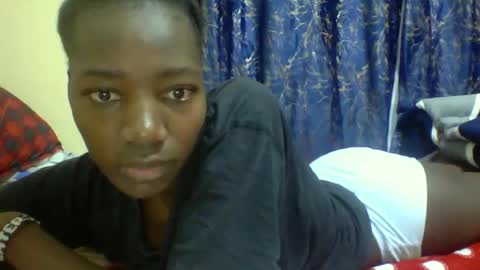 Snapshot of lunah_kitty chatting on April 2026 09:15:02 AM lunah_kitty online show from April 2026 09:15:02 AM