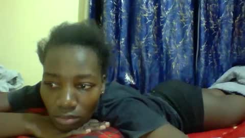 Snapshot of lunah_kitty chatting on April 2026 03:20:02 AM lunah_kitty online show from April 2026 03:20:02 AM