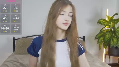 Snapshot of lunakirby chatting on July 2026 06:32:01 AM lunakirby online show from July 2026 06:32:01 AM