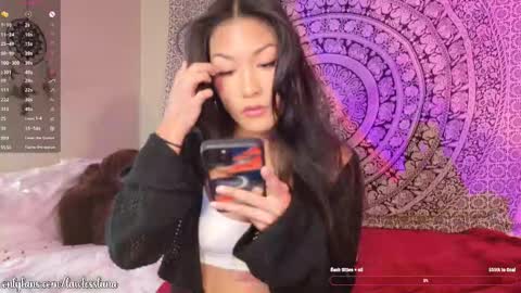 luna dela cruz online show from January 2026 01:54:02 AM