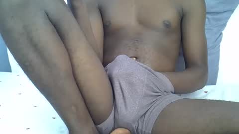 lunalove22_ online show from January 2026 04:18:02 AM