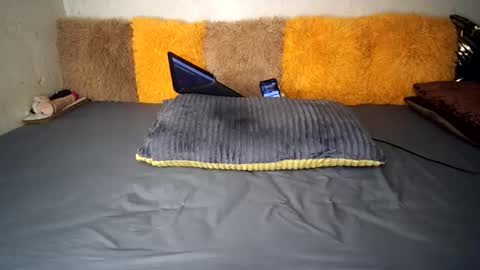 lunalure1 online show from November 2025 11:09:02 AM