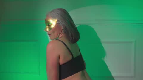 lunamisteriosa_ online show from December 2025 09:59:02 AM