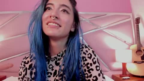 Snapshot of lunapagee chatting on December 2024 11:05:01 PM Luna Page online show from December 2024 11:05:01 PM