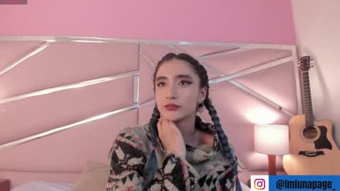 Snapshot of lunapagee chatting on January 2025 01:32:01 PM Luna Page online show from January 2025 01:32:01 PM