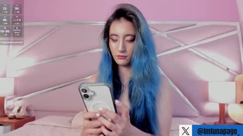 Snapshot of lunapagee chatting on January 2025 01:00:01 PM Luna Page online show from January 2025 01:00:01 PM