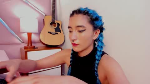 Snapshot of lunapagee chatting on March 2025 02:05:02 PM Luna Page online show from March 2025 02:05:02 PM
