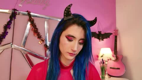 Snapshot of lunapagee chatting on October 2025 09:38:01 PM Luna Page online show from October 2025 09:38:01 PM