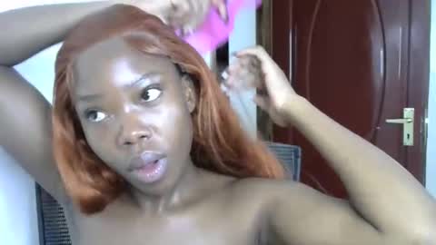 Smiley online show from April 2026 05:52:01 AM