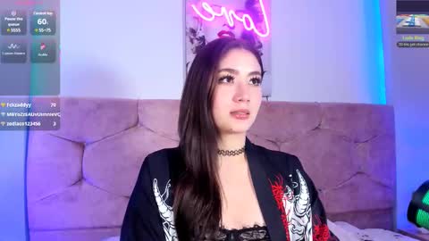 Luna  online show from March 2025 10:42:01 PM