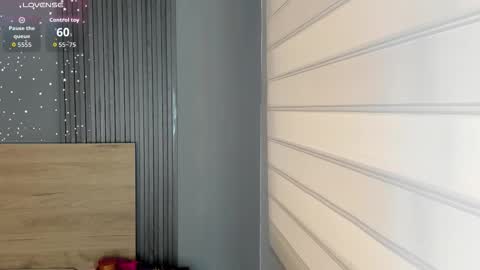 Luna  online show from January 2026 07:04:02 PM