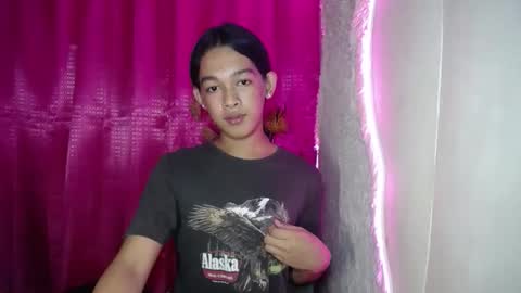 max online show from May 2026 08:14:01 PM