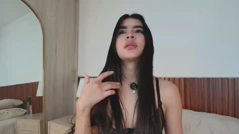 Luna Rousse online show from June 2026 02:36:02 AM