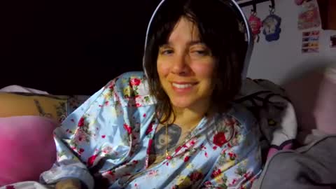 Snapshot of lunarqueen420 chatting on June 2026 08:31:01 AM lunarqueen420 online show from June 2026 08:31:01 AM