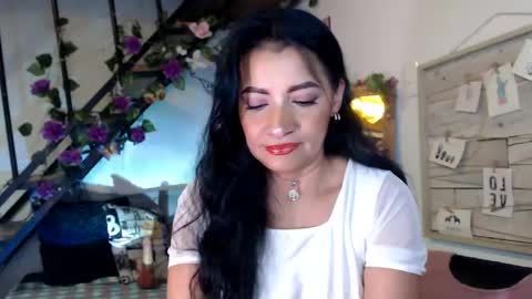 Snapshot of lunasky83 chatting on April 2026 05:10:01 AM luna online show from April 2026 05:10:01 AM