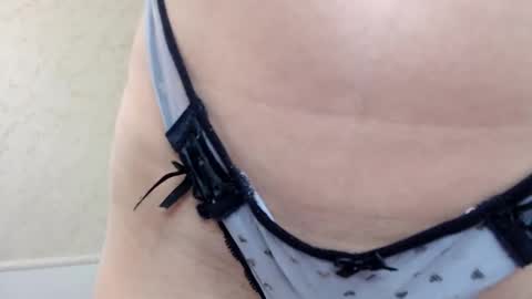 lunastars13 online show from March 2025 04:03:02 PM