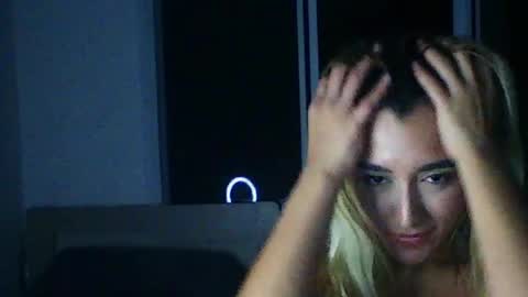 Snapshot of lunavelvvet chatting on July 2026 02:51:02 AM lunavelvvet online show from July 2026 02:51:02 AM