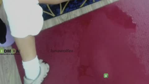 Luna online show from April 2026 10:22:02 PM