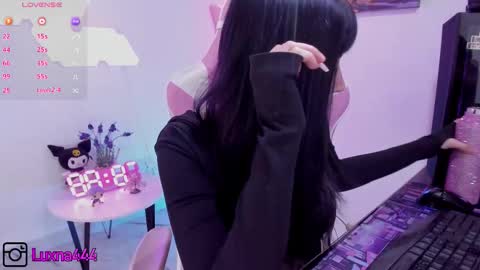   online show from February 2026 07:12:01 PM