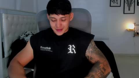 Lunay online show from March 2026 10:36:01 PM