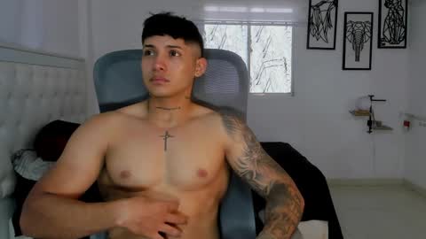 Snapshot of lunay_xtreemboy chatting on May 2026 05:28:01 PM Lunay online show from May 2026 05:28:01 PM