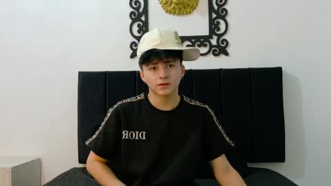 Snapshot of lunaydream chatting on June 2026 11:35:01 AM lunaydream online show from June 2026 11:35:01 AM
