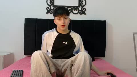 Snapshot of lunaydream chatting on July 2026 11:40:01 AM lunaydream online show from July 2026 11:40:01 AM
