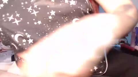 Luna online show from November 2025 12:09:01 AM