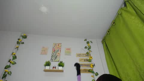 Luna Tamara online show from November 2025 04:45:02 AM