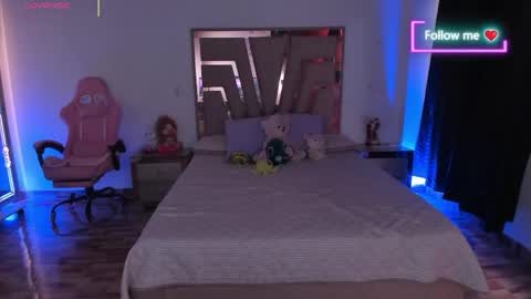 Snapshot of lunna_roosee chatting on May 2026 09:31:01 PM LUNA ROSE online show from May 2026 09:31:01 PM