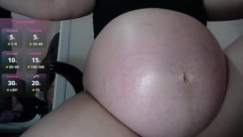 Snapshot of lunnadoll chatting on October 2025 03:15:02 AM Katty what ever do you want on my pv is for extra tokens minimi 250 tks ty u for understand online show from October 2025 03:15:02 AM