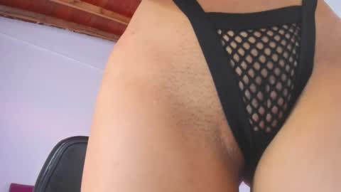 LunoxLili online show from December 2024 06:15:02 PM