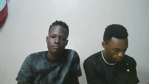 luoislove online show from February 2026 07:52:02 PM