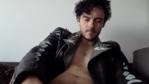 Snapshot of lupine_666 chatting on December 2024 09:43:02 AM Lupine online show from December 2024 09:43:02 AM