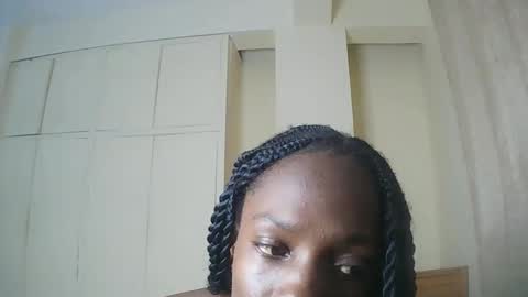 Snapshot of lupitalion chatting on May 2026 07:44:02 PM Lion online show from May 2026 07:44:02 PM