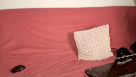 Luros Modasy online show from December 2024 08:47:02 PM