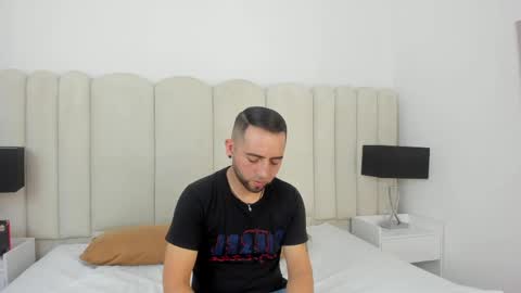 Snapshot of lushian_luna chatting on May 2026 04:13:01 PM Lushian And Luna online show from May 2026 04:13:01 PM
