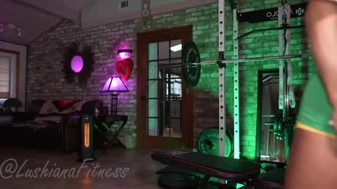 SHOWS ALL MONDAY WEDNESDAYFRIDAYSATURDAY  IN THE MORNING online show from March 2026 01:26:02 PM