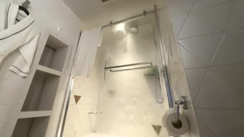 lustful_goat online show from September 2025 02:28:02 PM