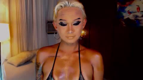 Snapshot of lustfulltrans chatting on June 2026 03:50:01 PM AdriannaFowks online show from June 2026 03:50:01 PM