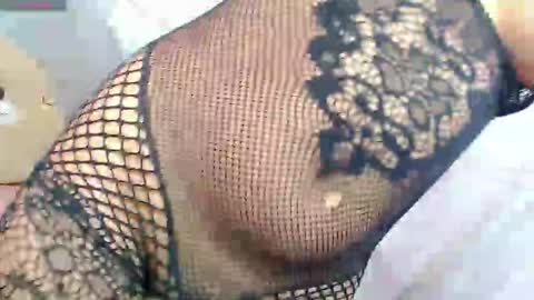 Snapshot of lustykeisha chatting on November 2025 01:26:02 AM KEISHA - DONT FORGET TO FOLLOW ME AND GIVE ME THUMBS UP 3 online show from November 2025 01:26:02 AM